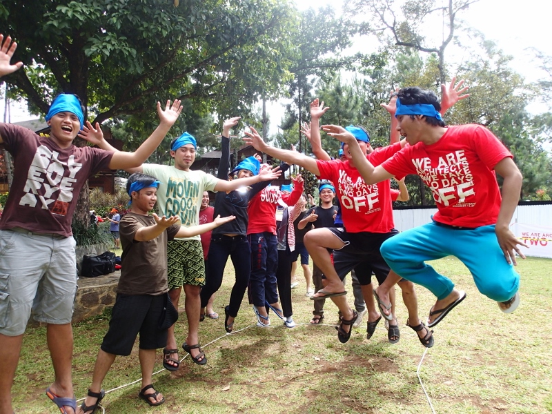 Family gathering menyatukan karyawan dengan keluarga tercinta